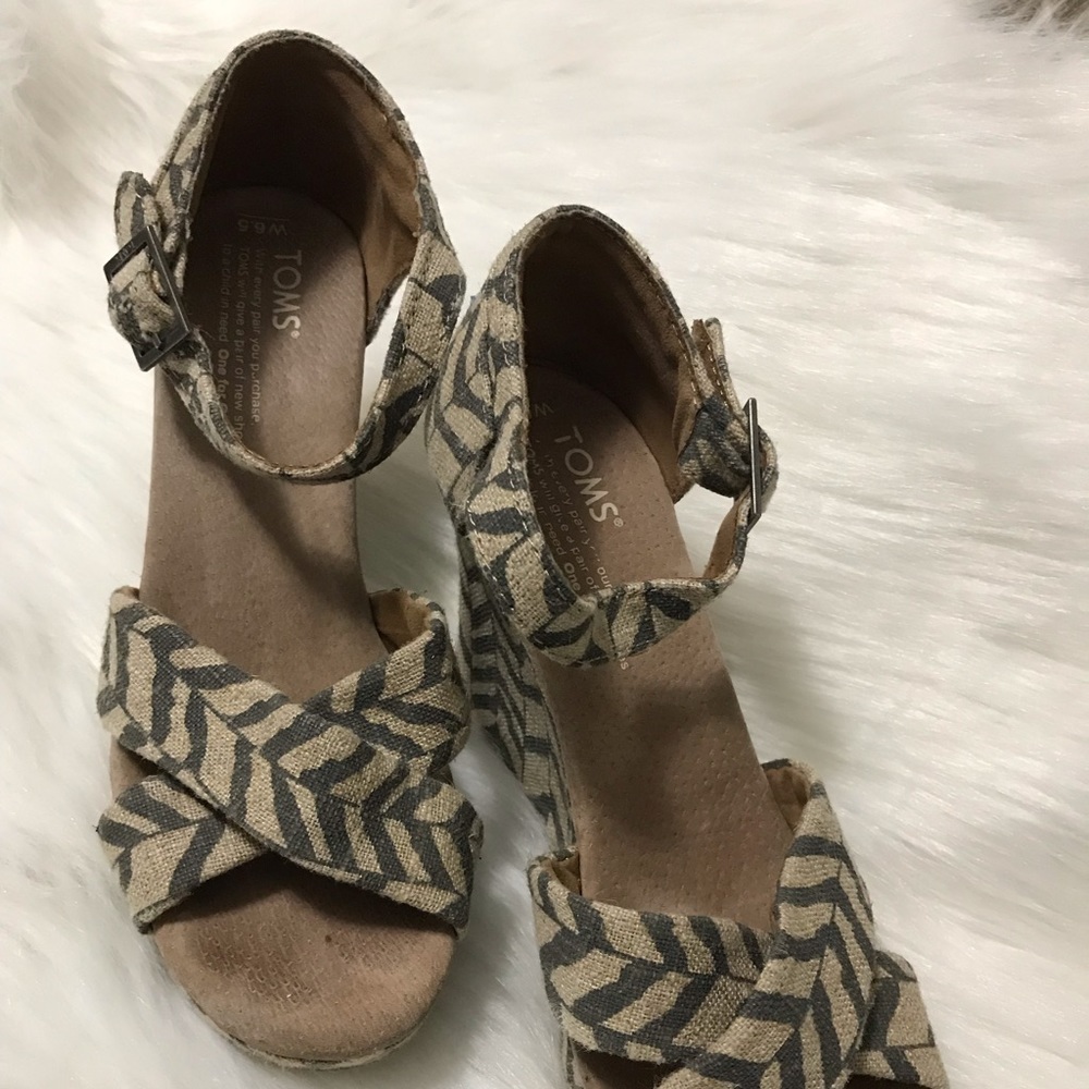 Toms wedges